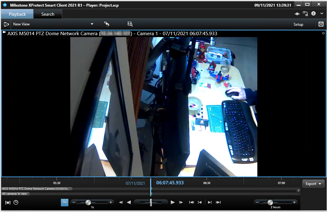 Playback via stand-alone XProtect Smart Client Player (included with the export)